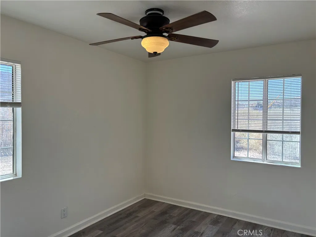 6688 6686 Yucca, Twentynine Palms, California 92277 home-pic-9