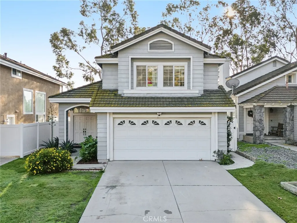 17586 Mountain Court, Riverside, California 92503 home-pic-1