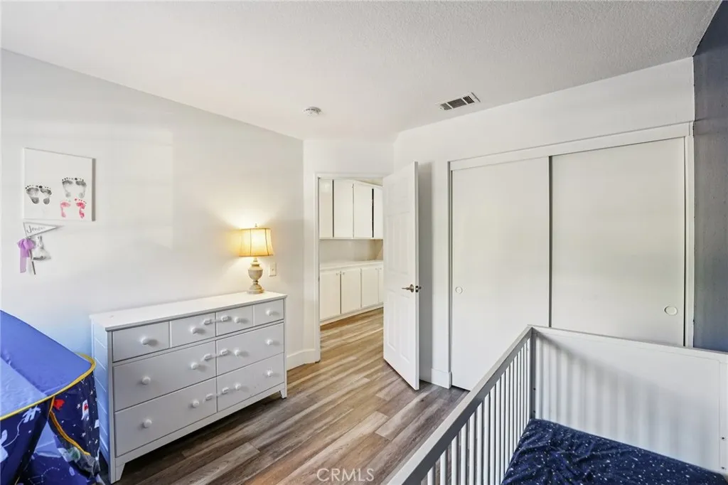 17586 Mountain Court, Riverside, California 92503 home-pic-22
