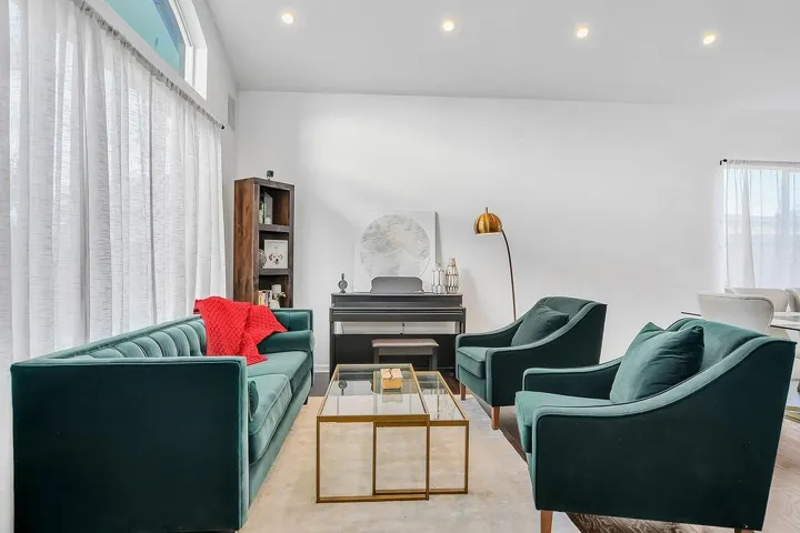Sitting room featuring recessed lighting