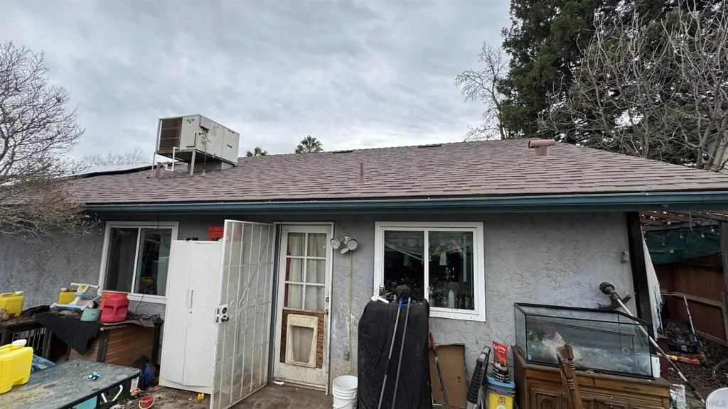 3642 W Redlands Ave, Fresno, California 93722 home-pic-23