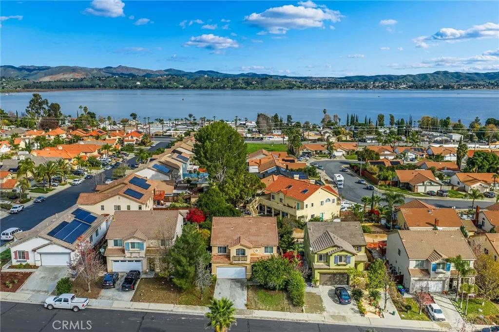 15158 Spinnaker Drive, Lake Elsinore, California 92530 home-pic-32