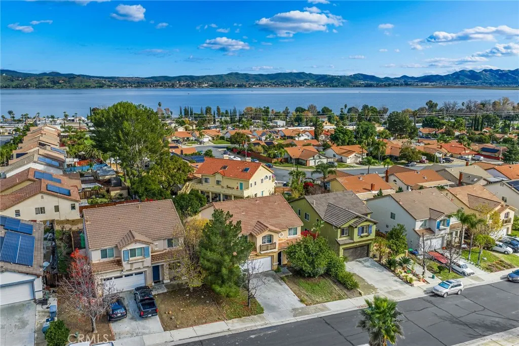 15158 Spinnaker Drive, Lake Elsinore, California 92530 home-pic-33