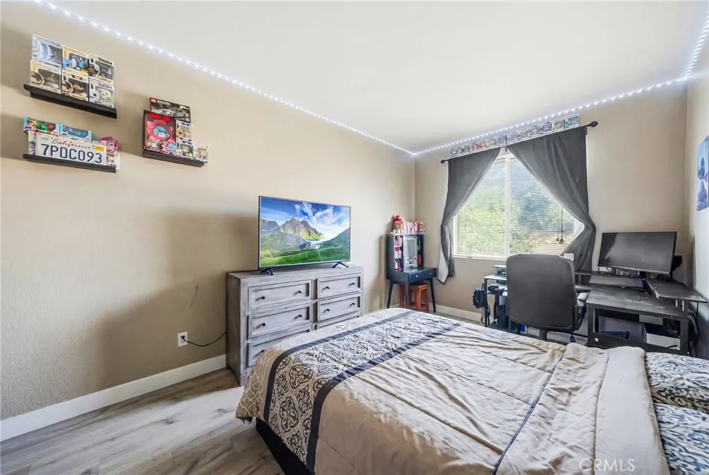 15158 Spinnaker Drive, Lake Elsinore, California 92530 home-pic-18