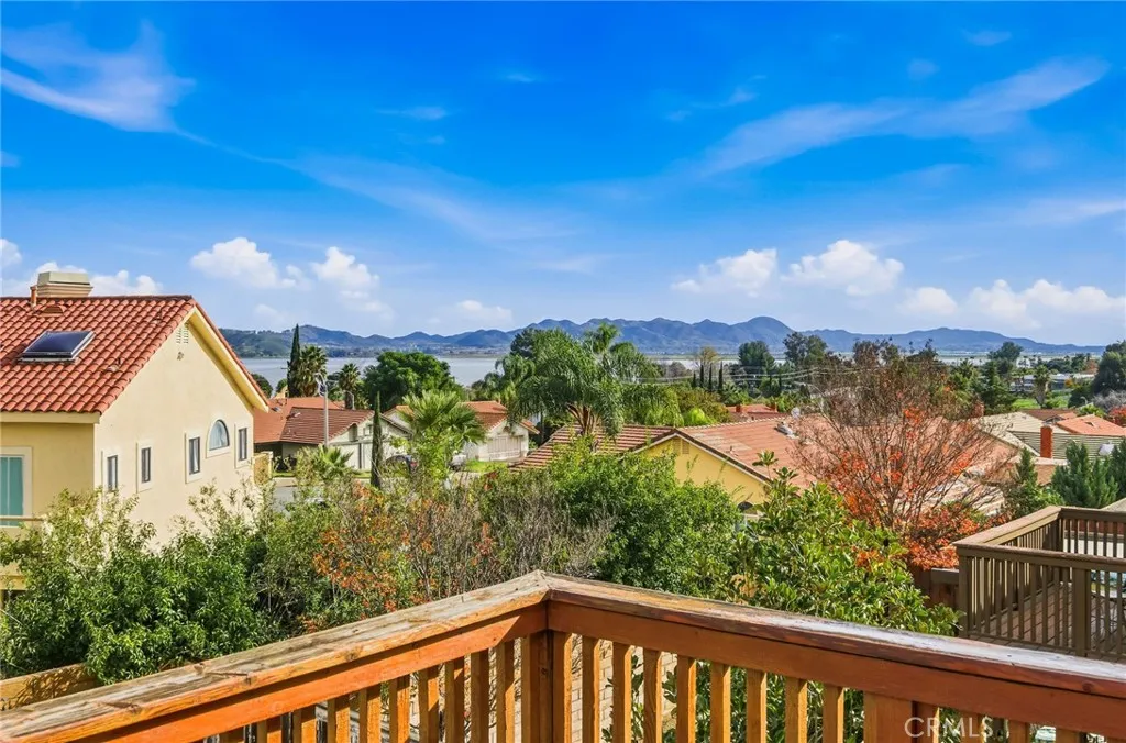 15158 Spinnaker Drive, Lake Elsinore, California 92530 home-pic-22