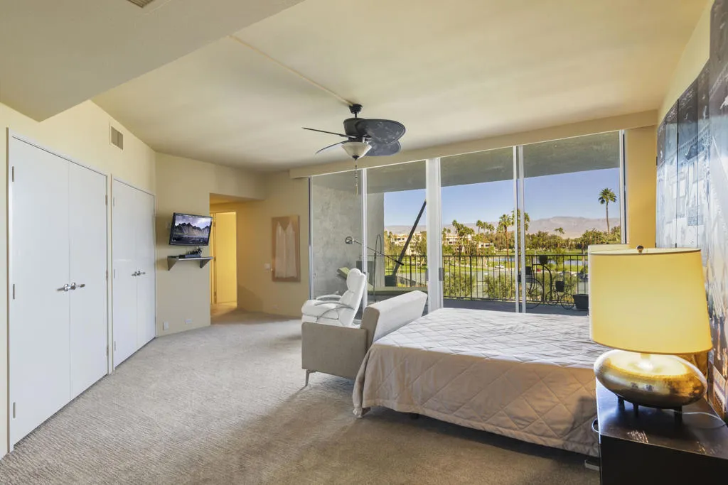 899 Island Drive 402, Rancho Mirage, California 92270 home-pic-13