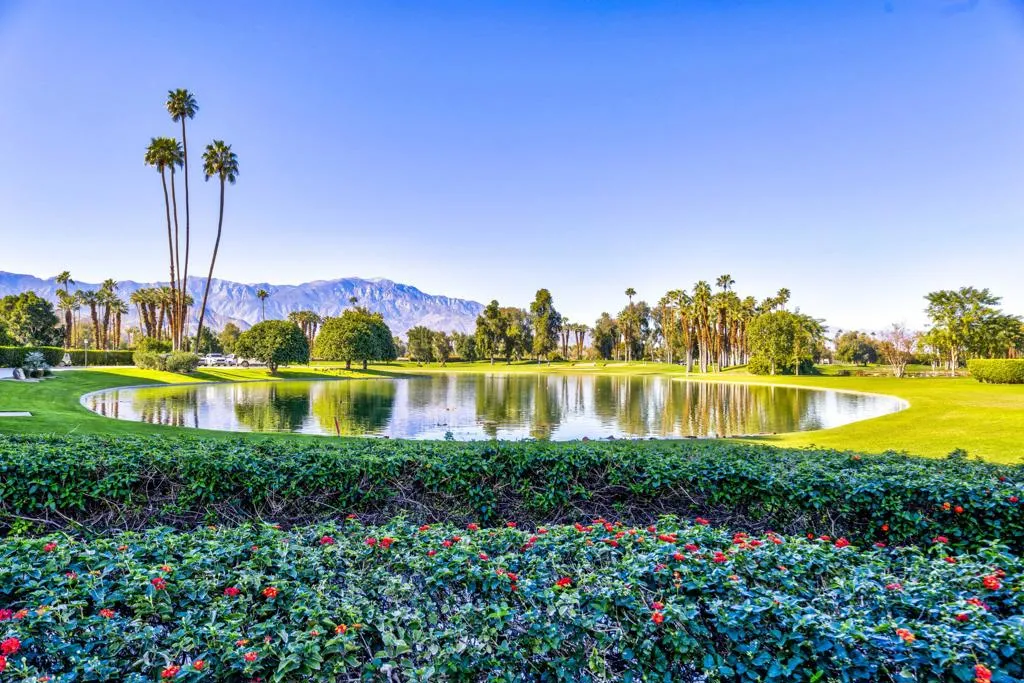 899 Island Drive 402, Rancho Mirage, California 92270 home-pic-35