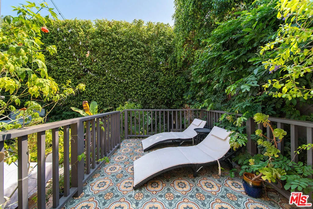 6626 Cahuenga Terrace, Los Angeles, California 90068 home-pic-29