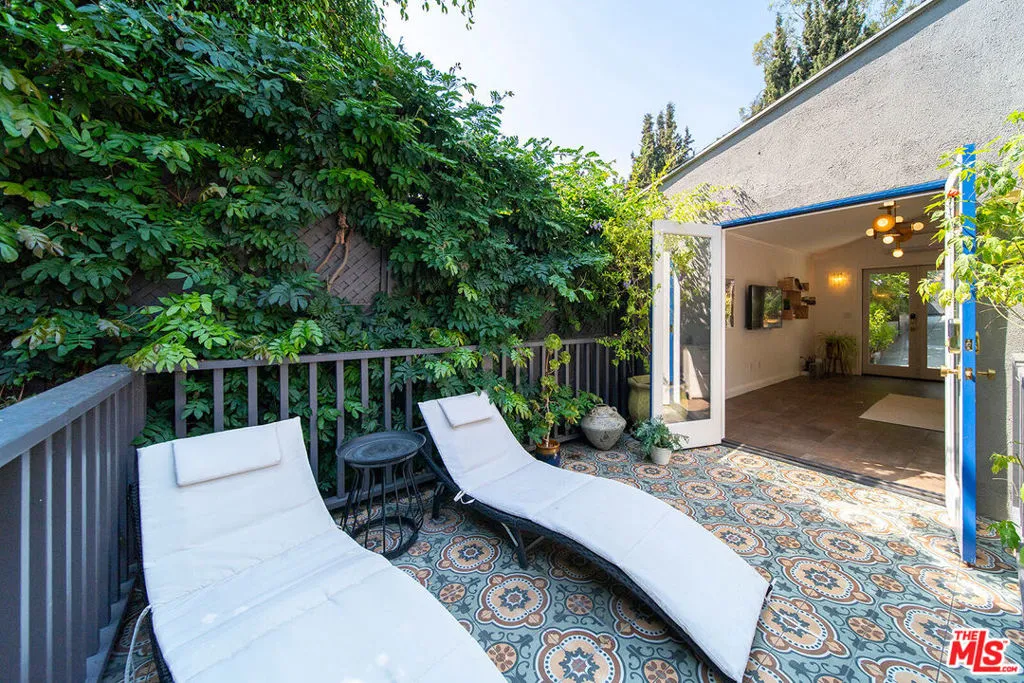 6626 Cahuenga Terrace, Los Angeles, California 90068 home-pic-30