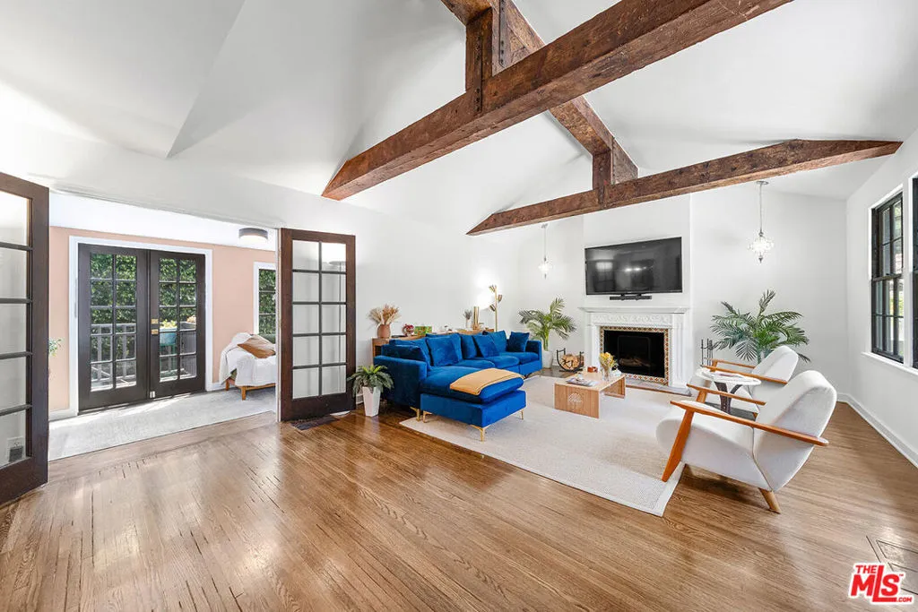 6626 Cahuenga Terrace, Los Angeles, California 90068 home-pic-6