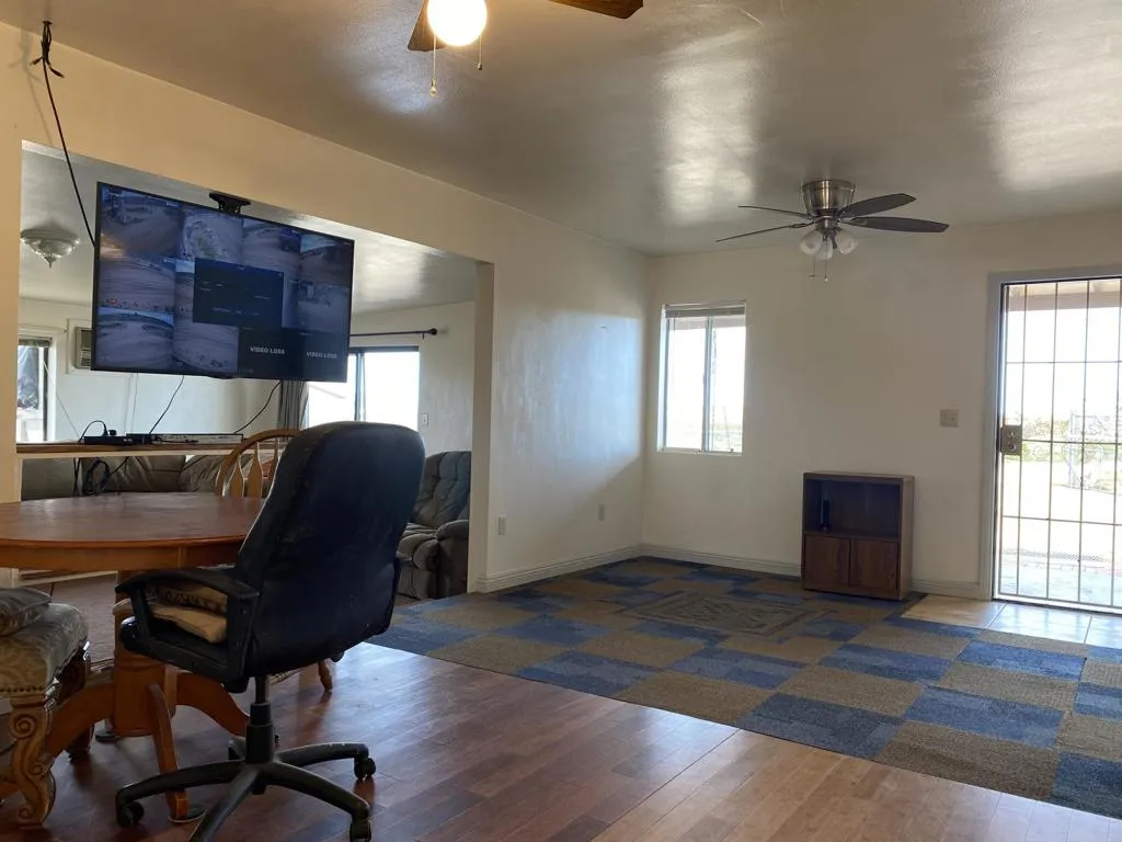 52020 Joshua Tree Road, Johnson Valley, California 92285 home-pic-20