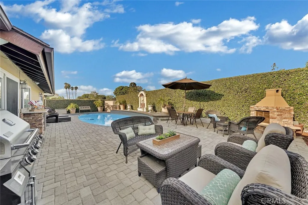 21382 Lemontree, Huntington Beach, California 92646 home-pic-27