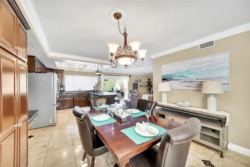 21382 Lemontree, Huntington Beach, California 92646 home-pic-8