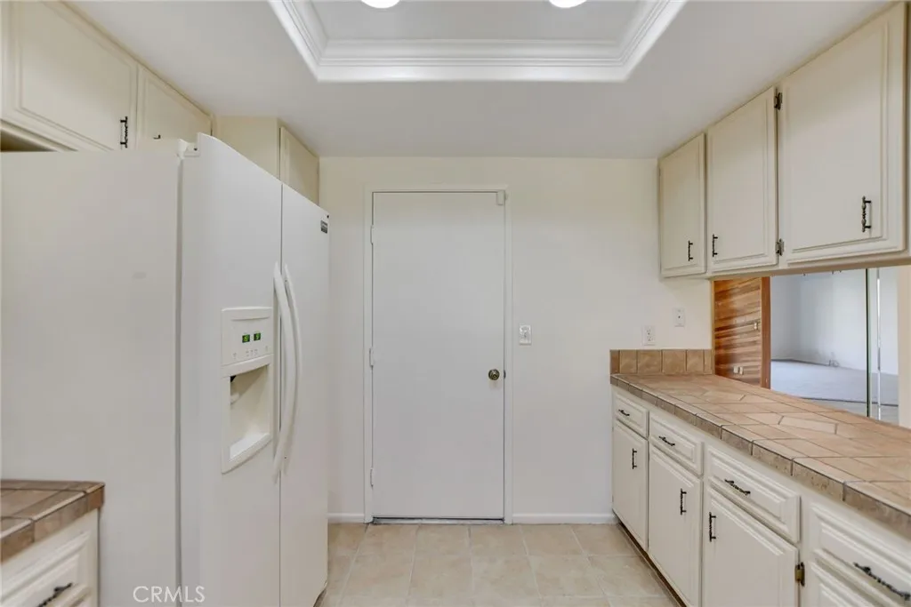2186 Redwood, Hemet, California 92545 home-pic-25