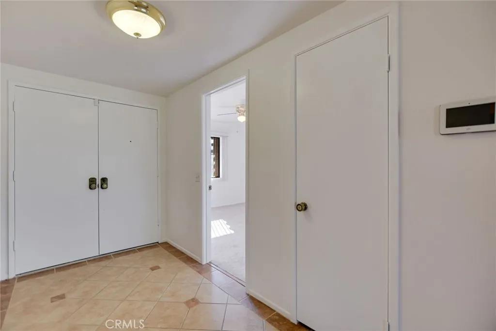 2186 Redwood, Hemet, California 92545 home-pic-8