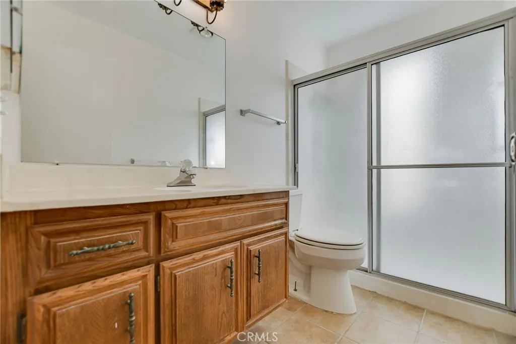 2186 Redwood, Hemet, California 92545 home-pic-45