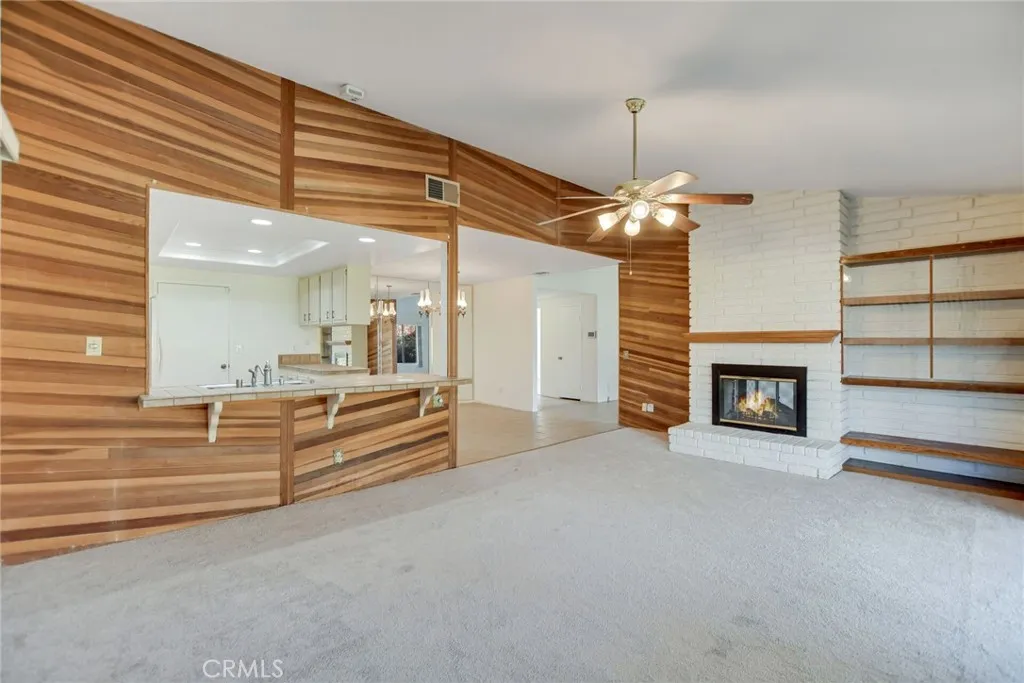 2186 Redwood, Hemet, California 92545 home-pic-14