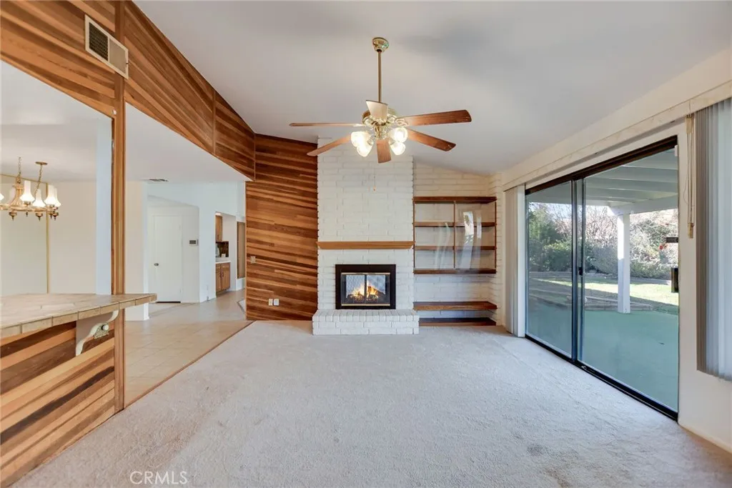 2186 Redwood, Hemet, California 92545 home-pic-13