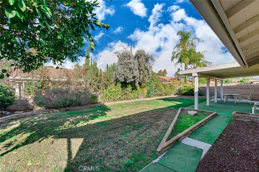 2186 Redwood, Hemet, California 92545 home-pic-51