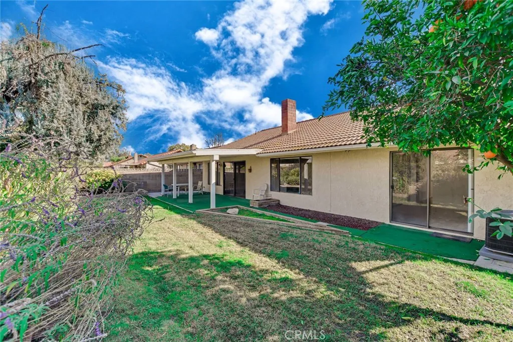 2186 Redwood, Hemet, California 92545 home-pic-49