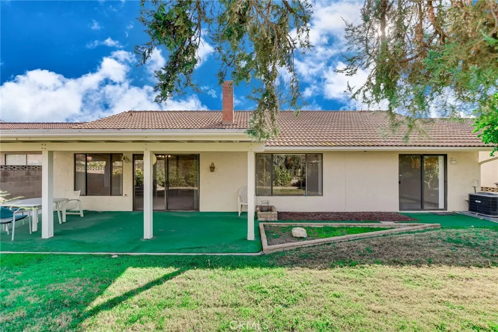 2186 Redwood, Hemet, California 92545 home-pic-48