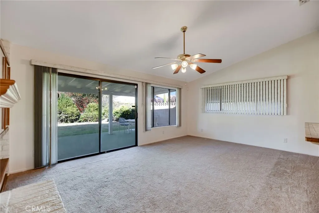2186 Redwood, Hemet, California 92545 home-pic-11