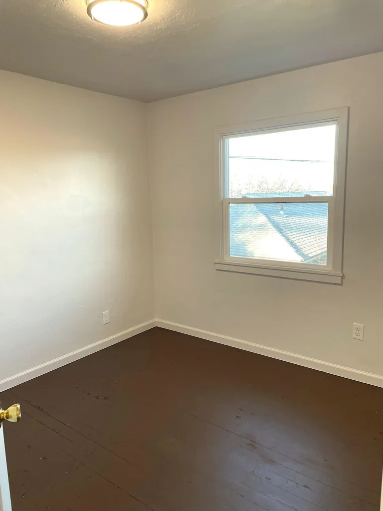 363 W Bissell Ave, Richmond, California 94801 home-pic-13