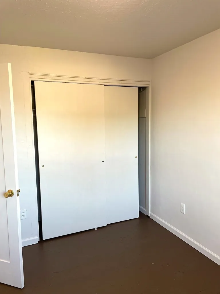 363 W Bissell Ave, Richmond, California 94801 home-pic-14