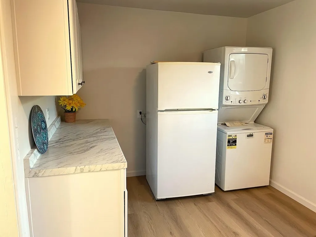 363 W Bissell Ave, Richmond, California 94801 home-pic-7