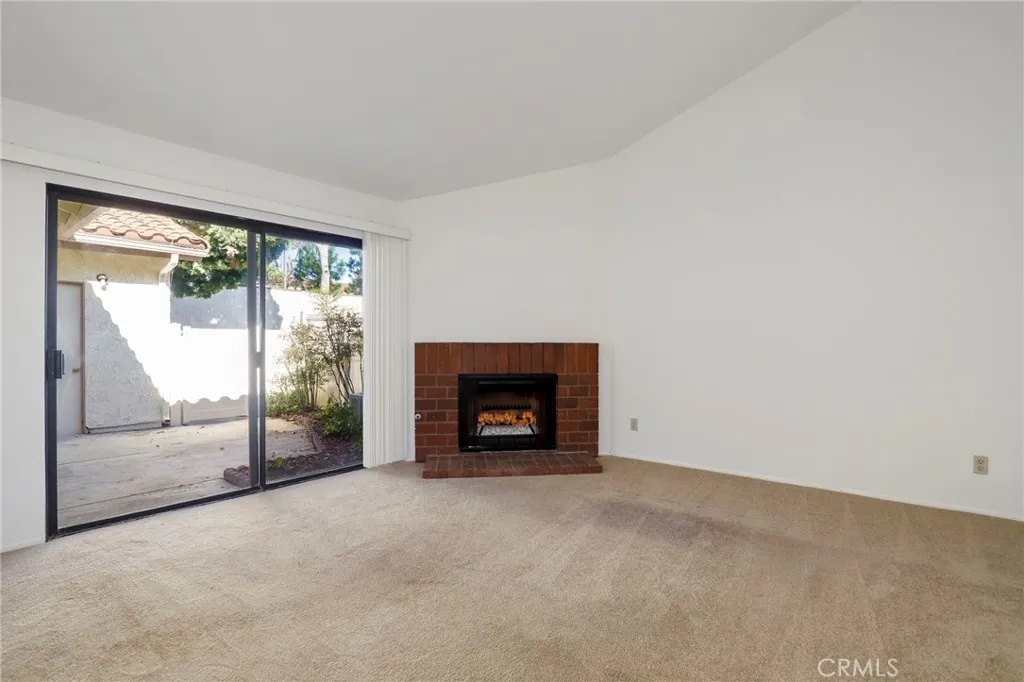 2002 Pine Terrace, Thousand Oaks, California 91362 home-pic-5