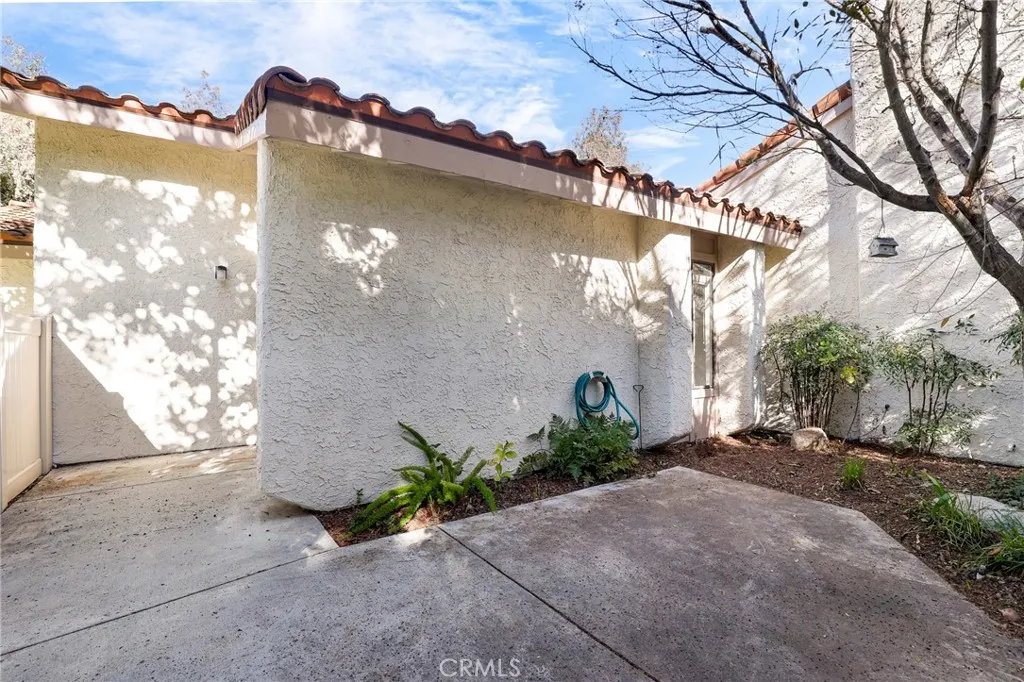 2002 Pine Terrace, Thousand Oaks, California 91362 home-pic-18