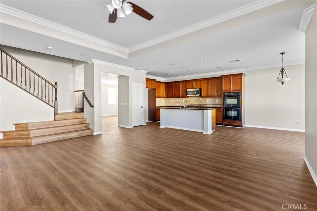 820 Volande Court, Perris, California 92571 home-pic-12