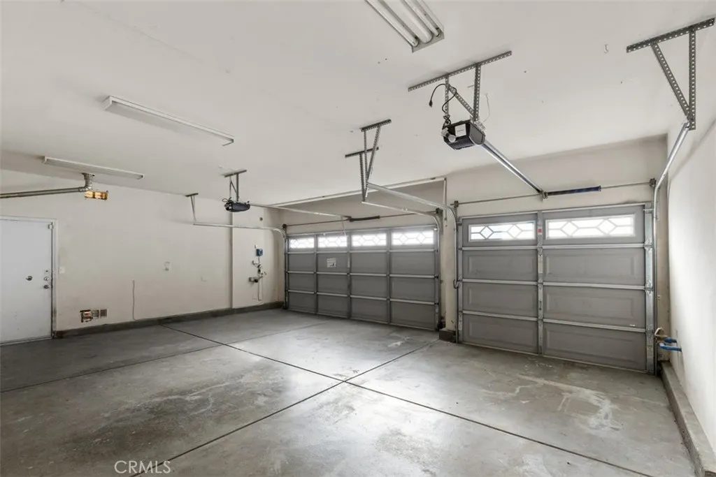 820 Volande Court, Perris, California 92571 home-pic-35