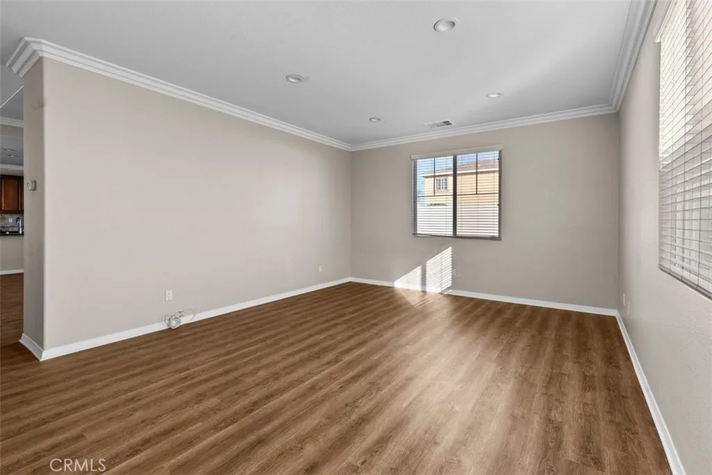 820 Volande Court, Perris, California 92571 home-pic-30