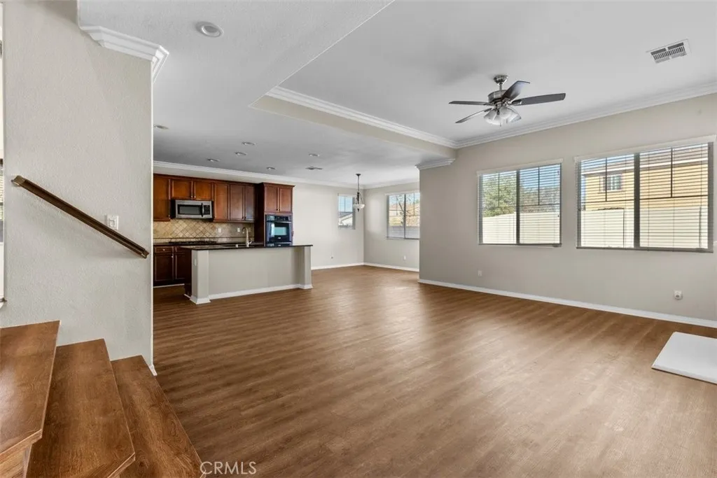 820 Volande Court, Perris, California 92571 home-pic-11