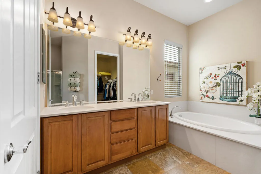 81658 Camino Fuerte, Indio, California 92203 home-pic-17