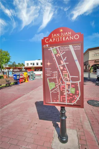 Downtown San Juan Capistrano wayfinding map highlighting shops, dining, historic sites, and walkable streets.