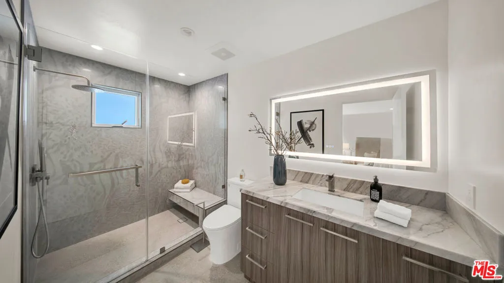11601 Bellagio Road, Los Angeles, California 90049 home-pic-30