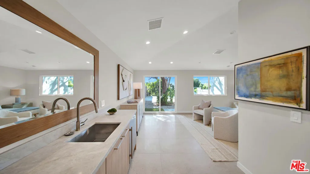 11601 Bellagio Road, Los Angeles, California 90049 home-pic-33