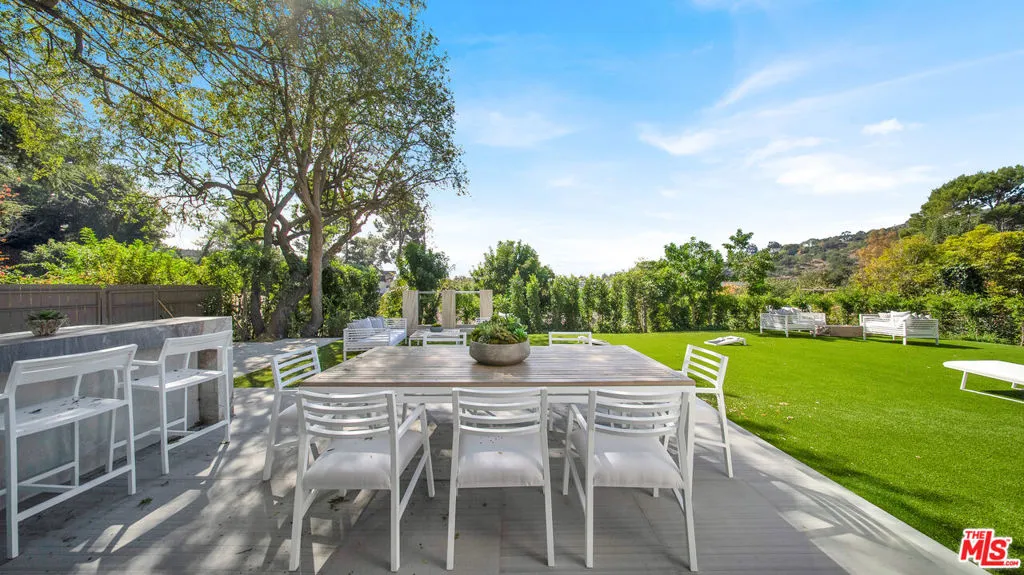 11601 Bellagio Road, Los Angeles, California 90049 home-pic-37