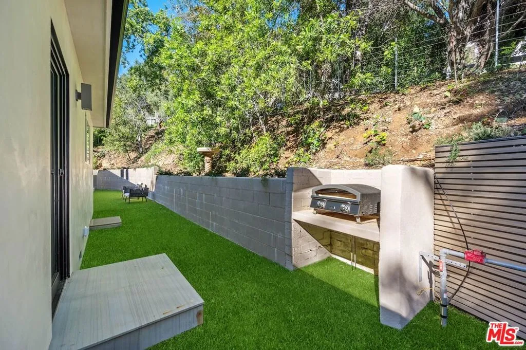 11601 Bellagio Road, Los Angeles, California 90049 home-pic-38