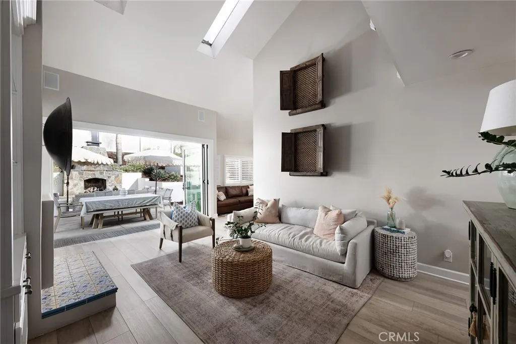 610 Calle Ganadero, San Clemente, California 92673 home-pic-2