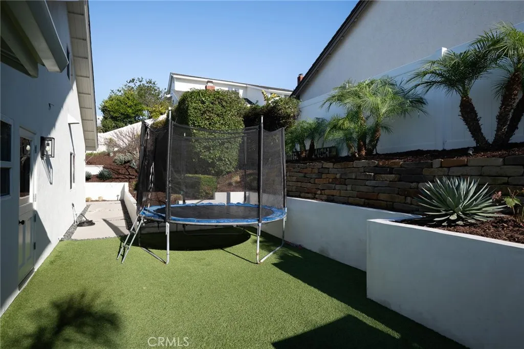 610 Calle Ganadero, San Clemente, California 92673 home-pic-35
