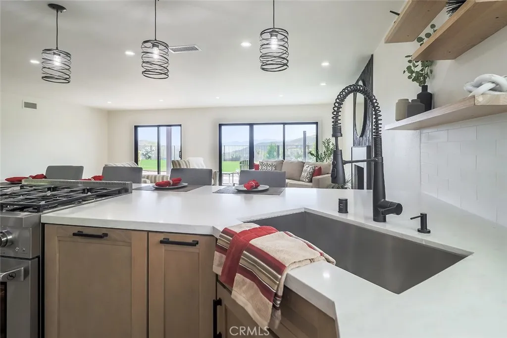 26120 Adamor Road, Calabasas, California 91302 home-pic-10