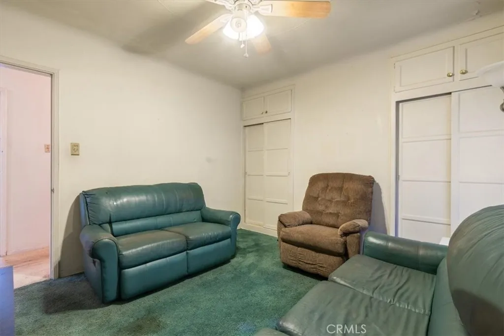 2007 W 94th Street, Los Angeles, California 90047 home-pic-11