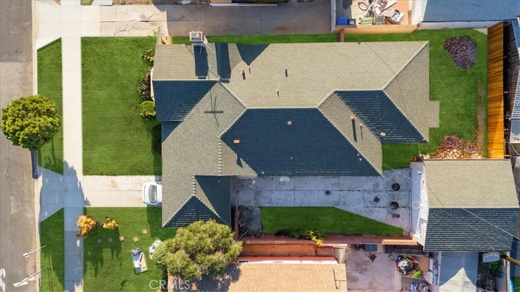 2007 W 94th Street, Los Angeles, California 90047 home-pic-6