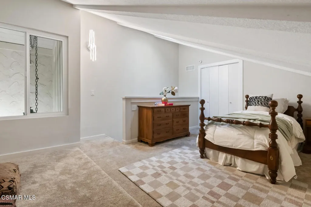 3117 Saddleback Court, Thousand Oaks, California 91360 home-pic-18