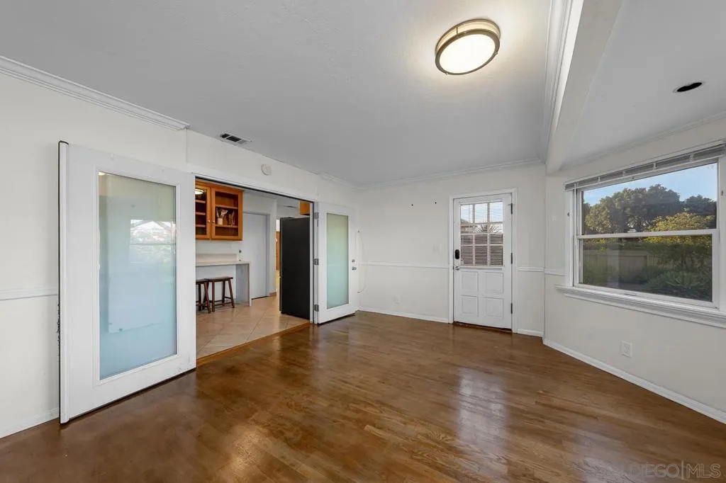 6496 Cleo St, San Diego, California 92115 home-pic-22