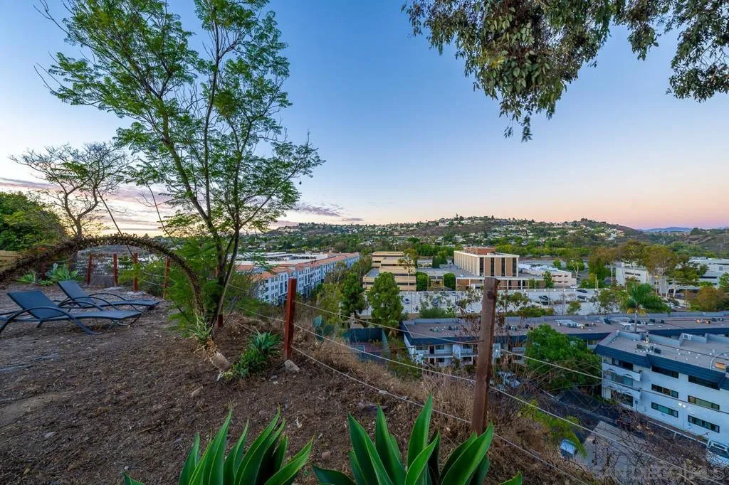 6496 Cleo St, San Diego, California 92115 home-pic-34