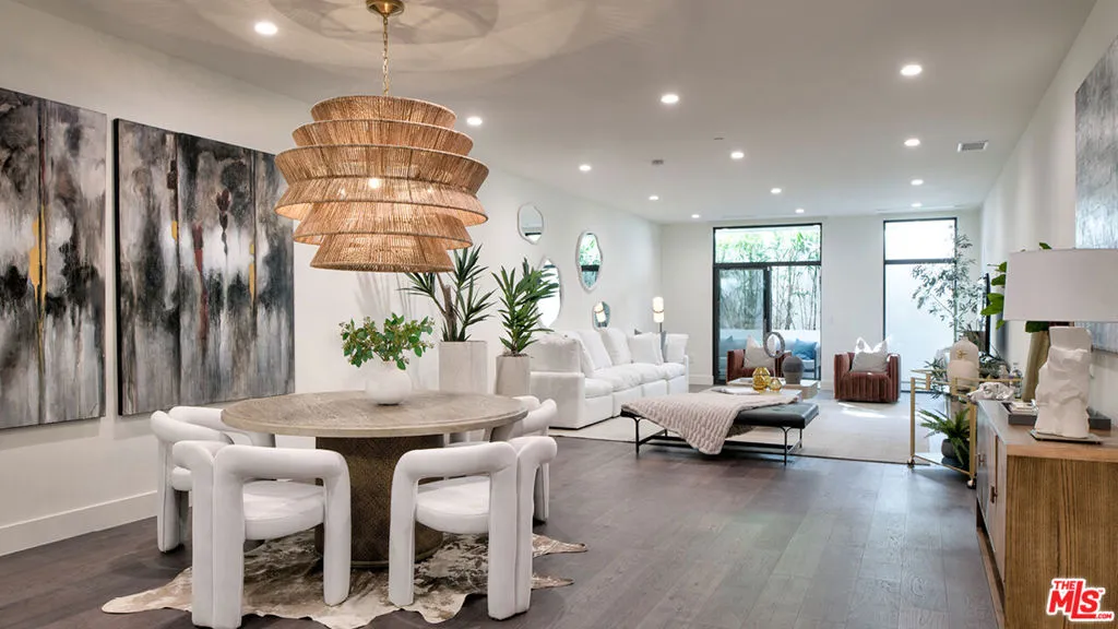 425 N Palm Drive 102, Beverly Hills, California 90210 home-pic-25